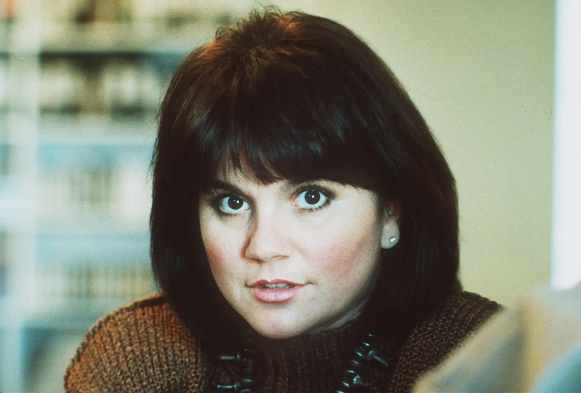 Linda Ronstadt - Love Is a Rose