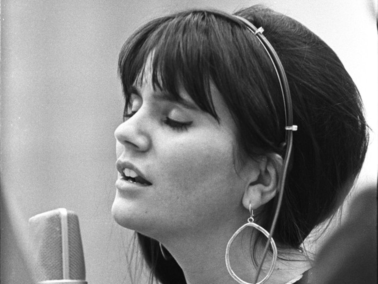 Linda Ronstadt - All My Life (with Aaron Neville) - 1999 Remaster