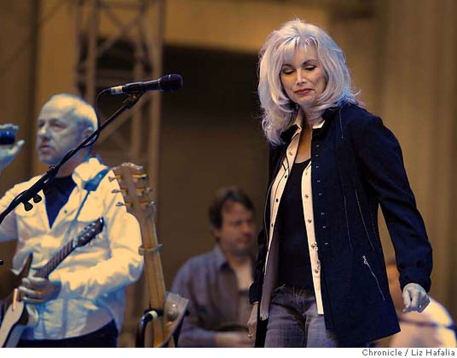 The Untold Story of Emmylou Harris - “Strong Hand” and the Quiet Power Behind It