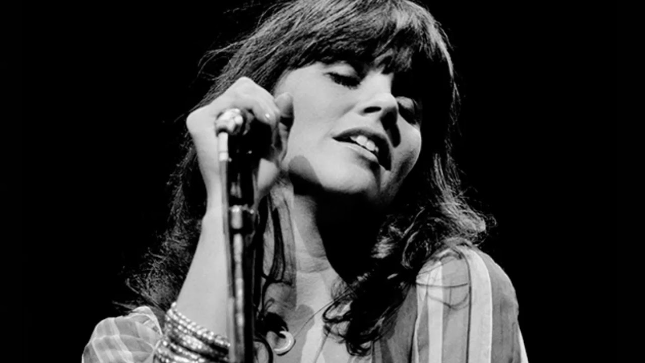 More Painful Than You Remember, Linda Ronstadt’s “Someone To Lay Down Beside Me” May Be One of Her Most Emotionally Exposed Performances