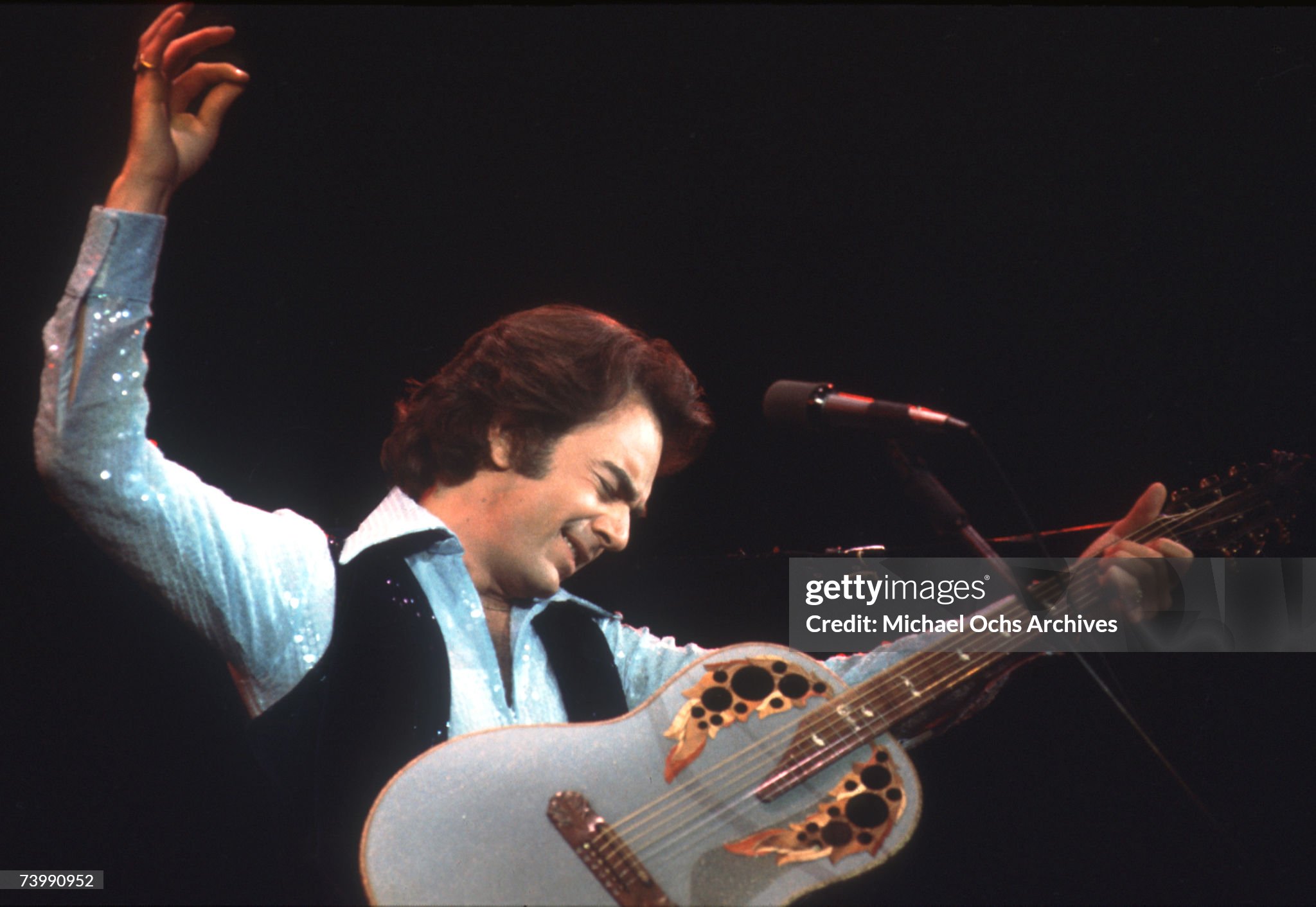 Neil Diamond Song Sung Blue as the understated 1972 No. 1 that gave the Moods era its quiet chart triumph