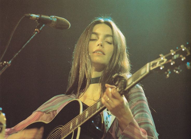 Emmylou Harris - High Powered Love, the driving lead single from her 1993 acoustic-leaning studio album Cowgirl's Prayer