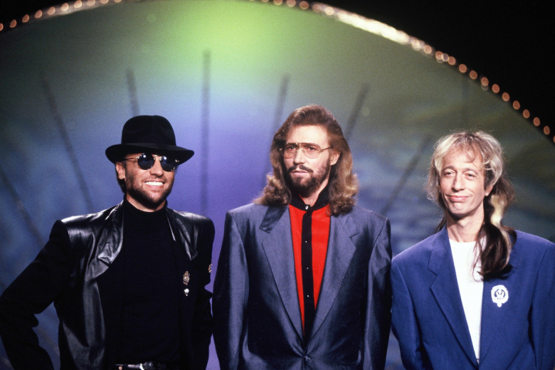 Bee Gees "Don't Forget to Remember" as the 1969 UK No. 2 country-pop hit recorded by Barry and Maurice during Robin's temporary departure