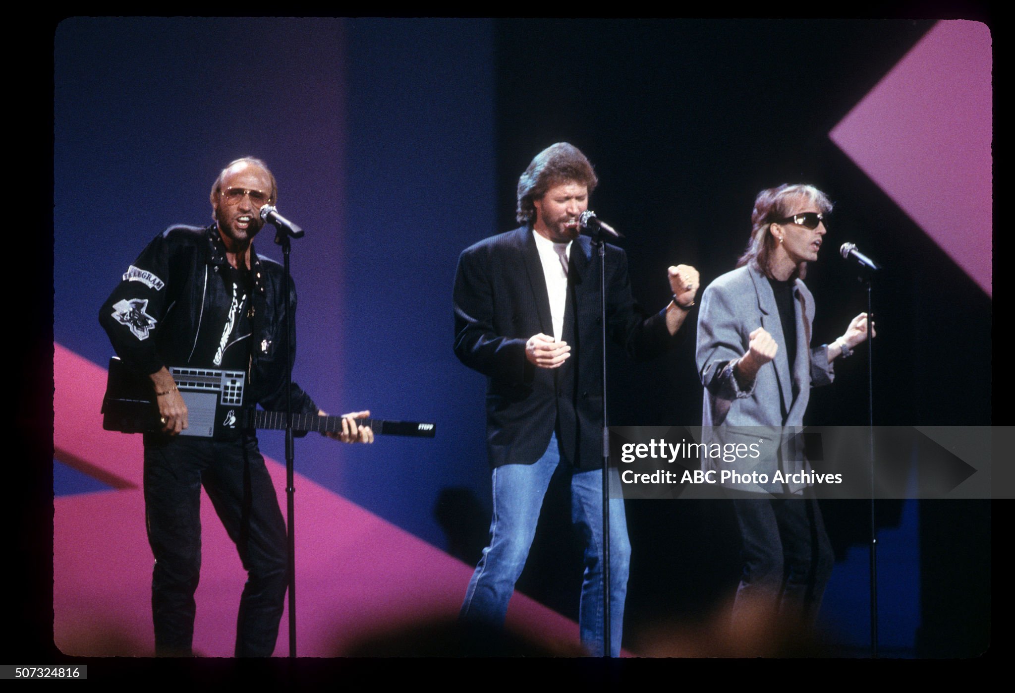 Bee Gees "Islands in the Stream" performed live at the MGM Grand for their 1998 One Night Only concert album