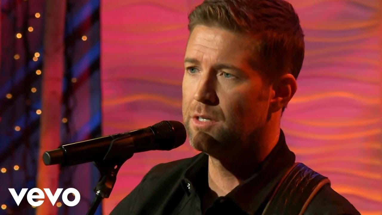 Josh Turner's traditional rendition of "Great Is Thy Faithfulness" from his 2018 gospel project I Serve a Savior