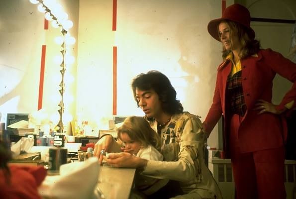 Neil Diamond - Crunchy Granola Suite 1972 | Hot August Night concert opener