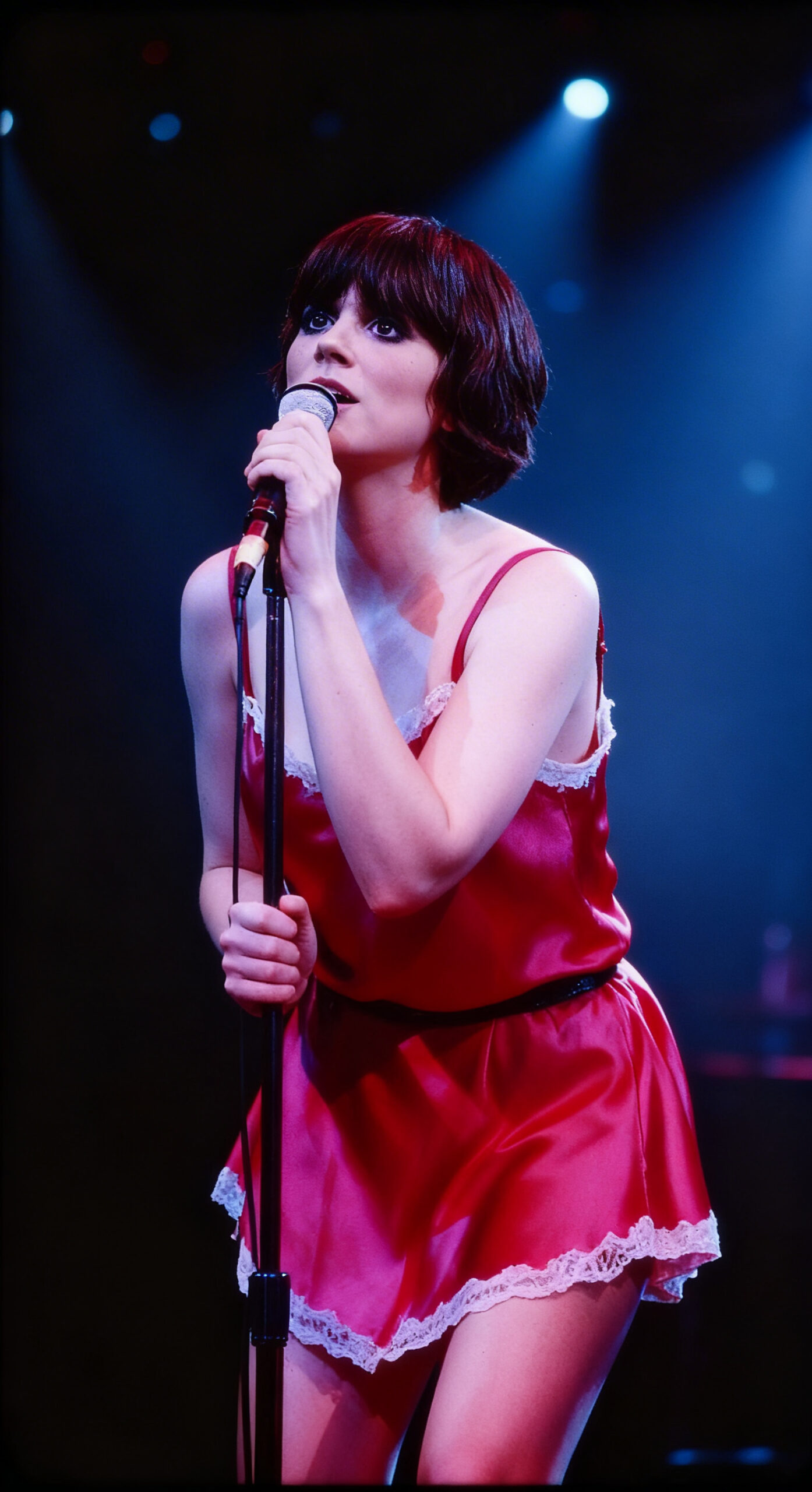 Linda Ronstadt's "Tú Sólo Tú" capturing traditional mariachi heartbreak on her 1987 Grammy-winning album Canciones de Mi Padre