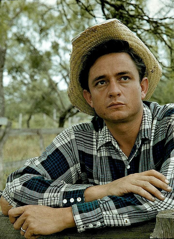 Johnny Cash’s 1968 Live “Folsom Prison Blues”: Folsom Prison Answered Back